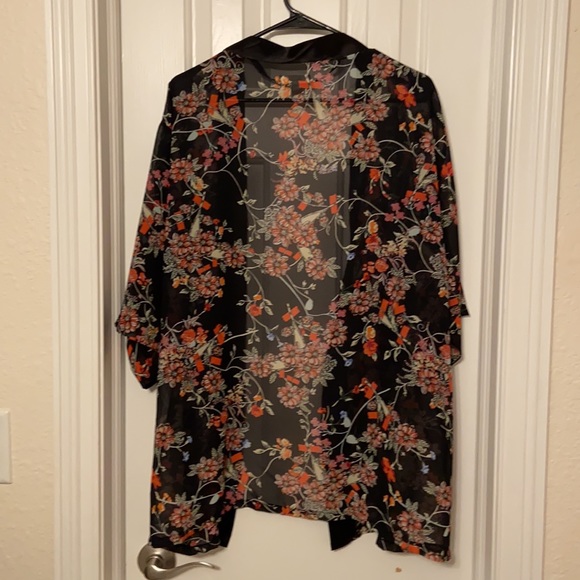Mudd Kimono - Picture 2 of 8